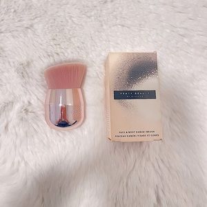 Fenty Beauty Face & Body Kabuki Brush 160
